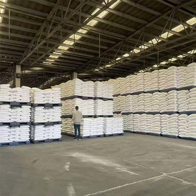 NaOH Yüksek Saflıkta Kostik Soda 99 Pul Sodyum Hidroksit Gevreği Emaye Üretimi